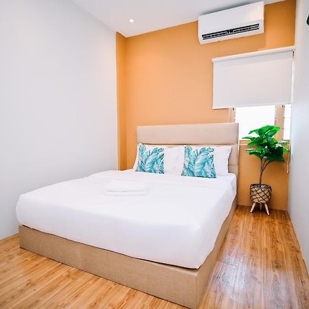 Swing & Pillows - Lebuh Victoria, Penang ジョージタウン エクステリア 写真